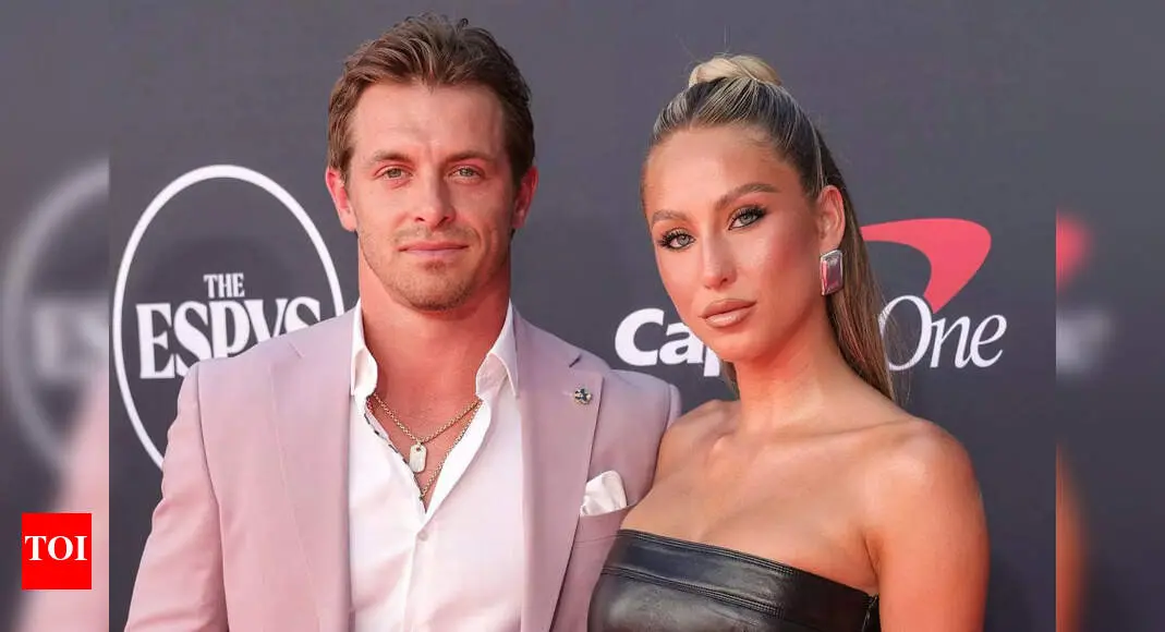 Berrios & Earle's Date Night Shocks Fans After Months Apart