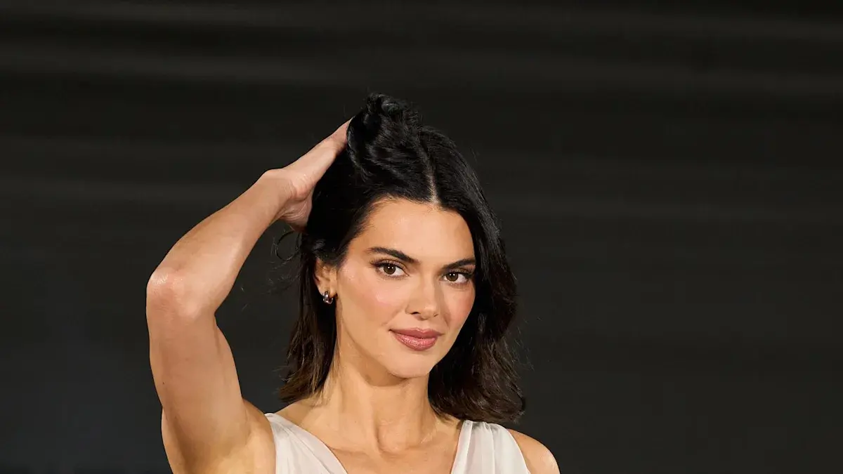 Kendall Jenner Ditches VS Show: What Went Wrong?