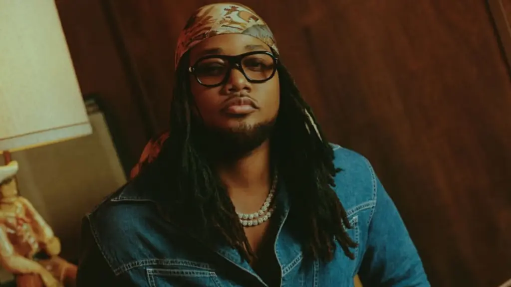 Leon Thomas Reveals 'PHOLKS' Tracklist & Secret Feature