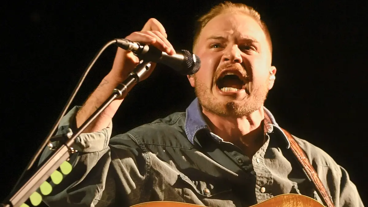 Zach Bryan’s New Song Attacks ICE: Hear It Now