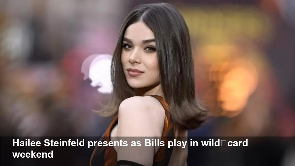 Hailee Steinfeld Presenting During Bills’ Playoff Day