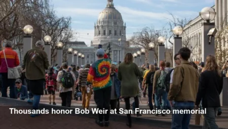 John Mayer Joins Crowd to Celebrate Bob Weir’s Life